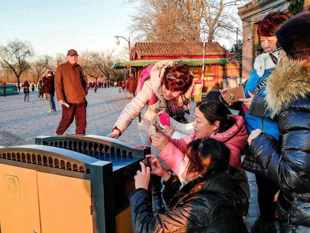 景點(diǎn)造型的景區(qū)垃圾桶特點(diǎn)顯著自成風(fēng)景線(xiàn)